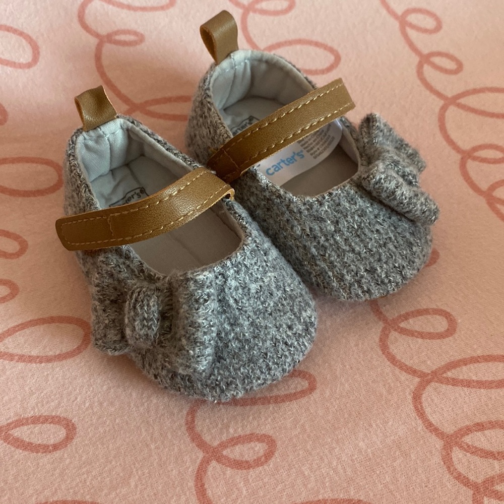 Carters Newborn Bow Shoes